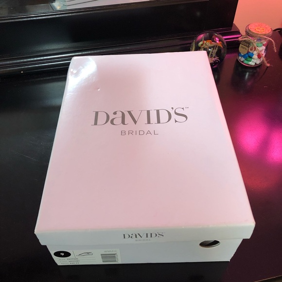 David's Bridal White Sandals with Silver Accents - Picture 9 of 9